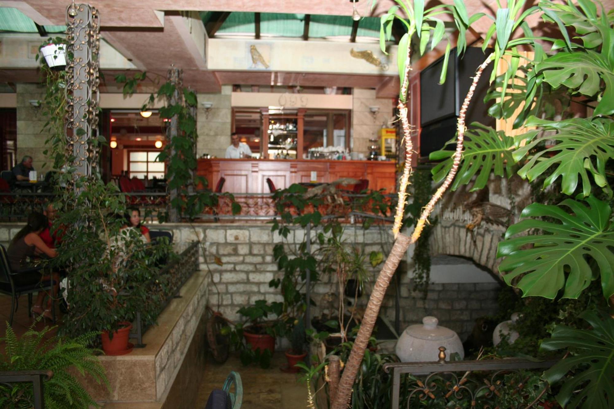 Hotel Dinara Livno Cameră foto
