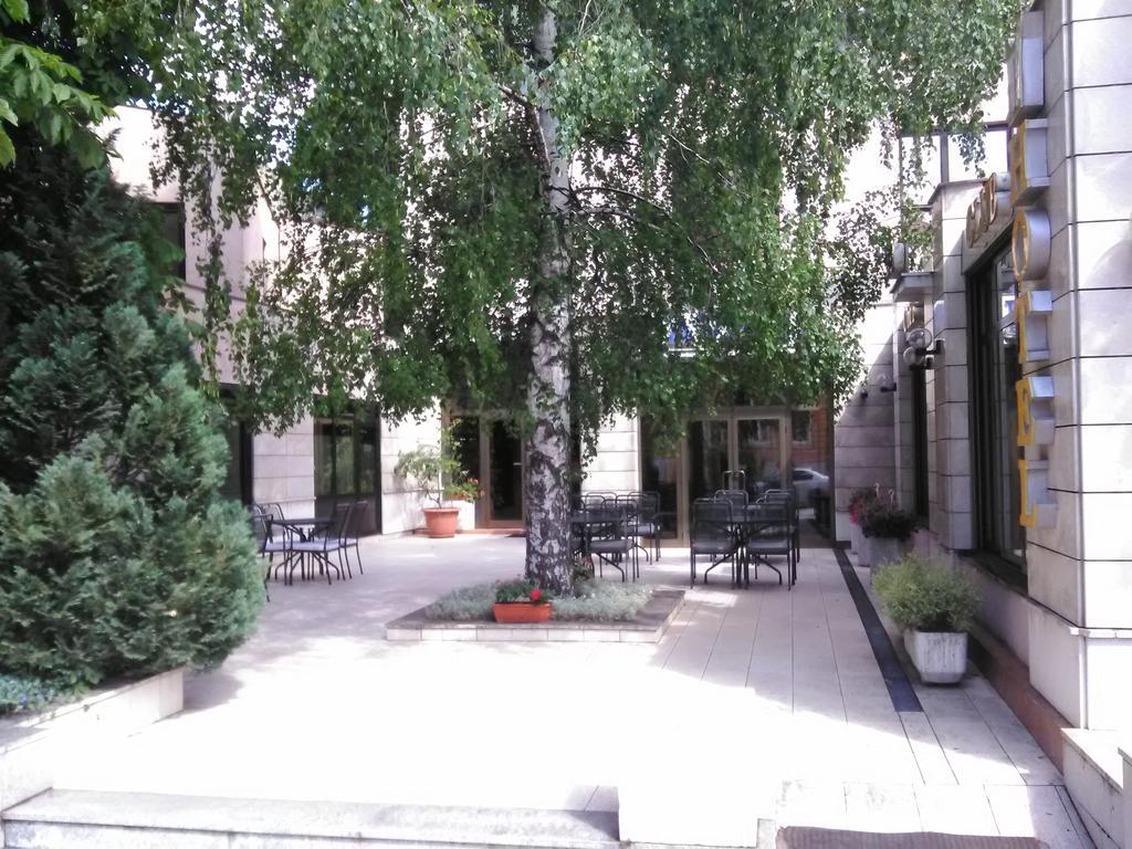 Hotel Dinara Livno Exterior foto